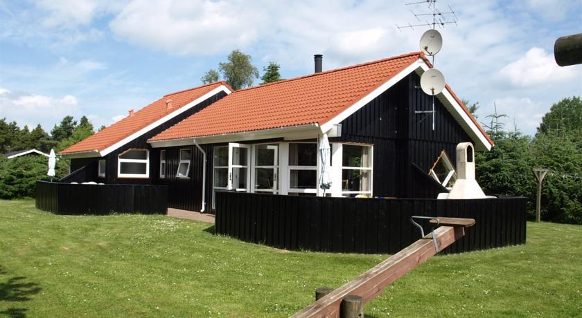 Апартаменты Holiday home Brombærvej F- 690