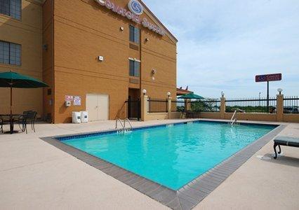 Отель Comfort Suites Lake Ray Hubbard