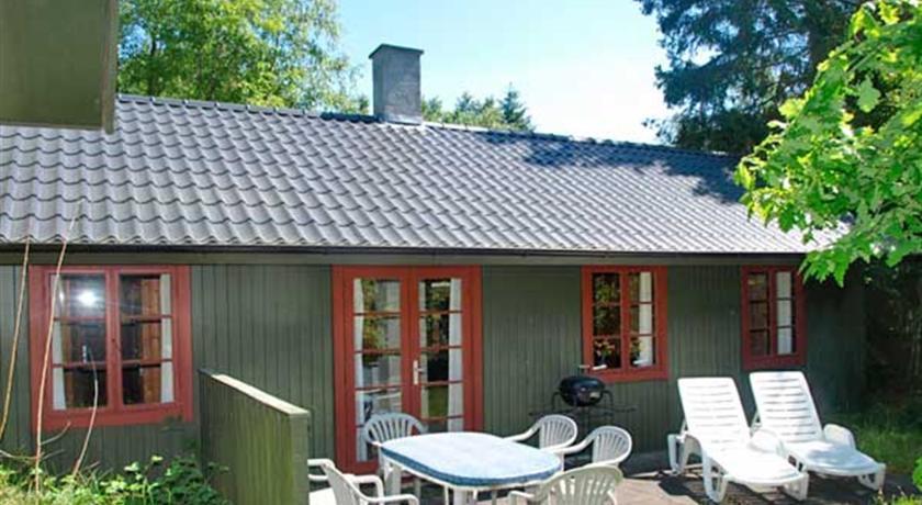 Апартаменты Holiday home Dueodde F- 882