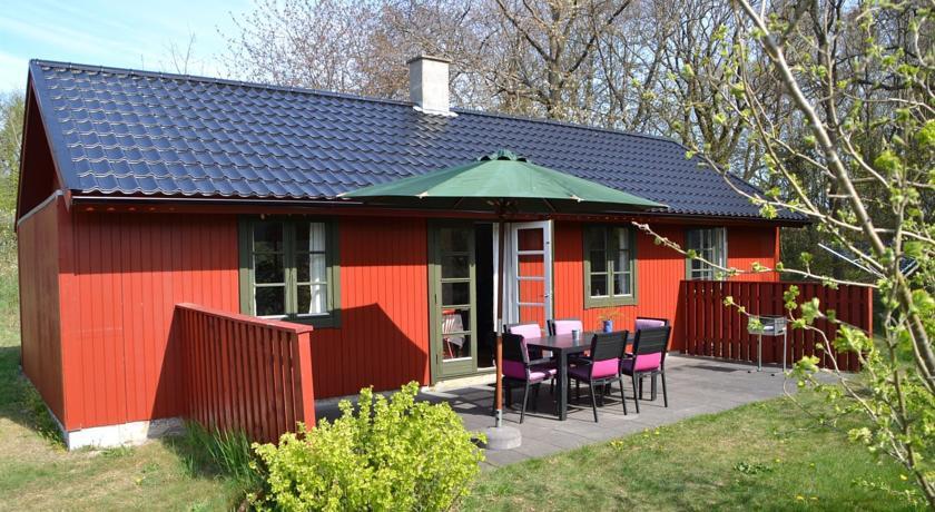 Апартаменты Holiday home Dueodde A- 893