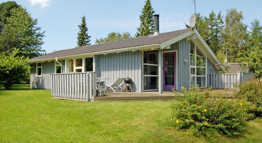 Апартаменты Holiday home Dyrholmen C- 919