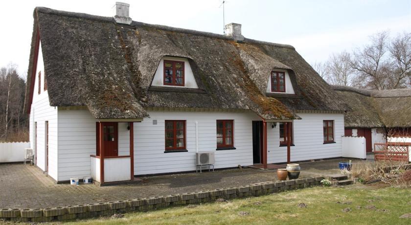 Апартаменты Holiday home Ebeltoftvej F- 938