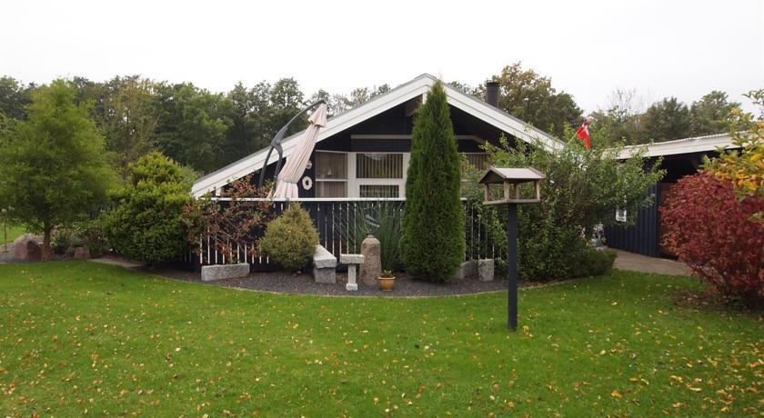 Апартаменты Holiday home Engtoften F- 1042