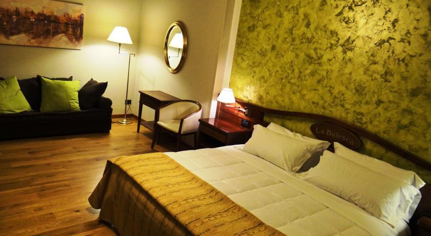 Отель Hotel La Bulesca