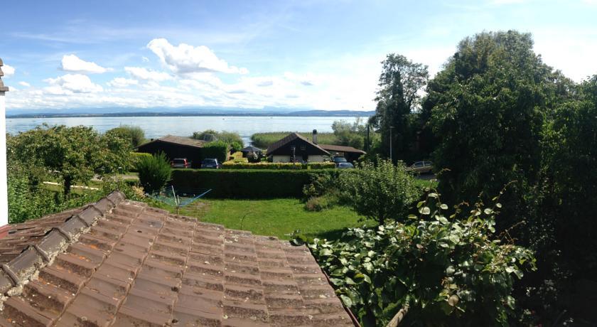 Вилла Maison au bord du lac
