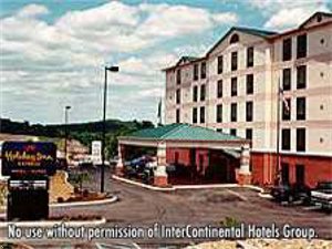 Отель Holiday Inn Express Suites Charleston