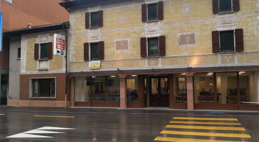 Отель Ristorante Stazione con alloggio