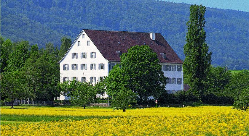 Отель Hotel Kurhaus Kreuz