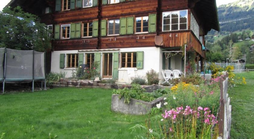 Апартаменты Chalet Halten