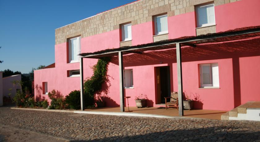 Отель Casa das Jardas