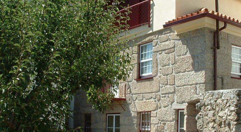 Отель Casa do Meio da Vila