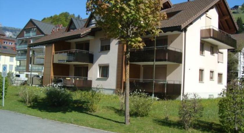One-Bedroom Apartment One-Bedroom in Engelberg 2