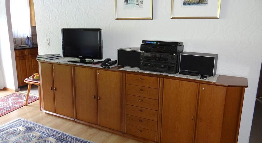 Two-Bedroom Apartment in Engelberg 3