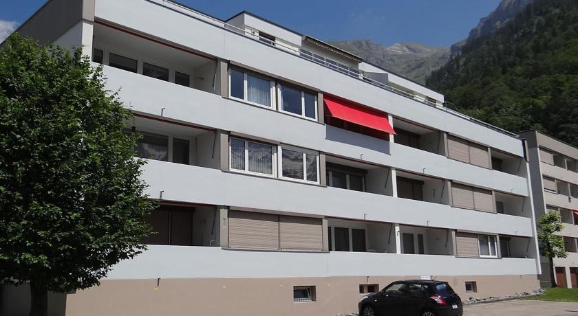 Two-Bedroom Apartment in Engelberg 4