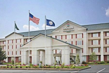 Отель Country Inn & Suites - Fredericksburg South