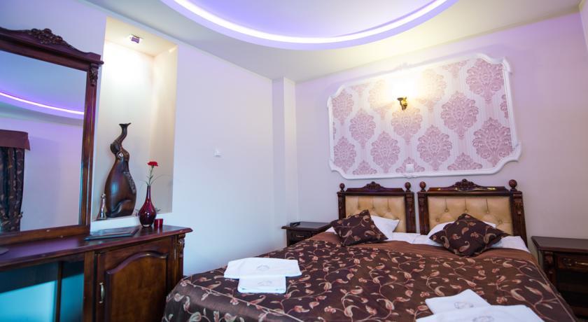 Отель Hotel & Restauracja Gniecki