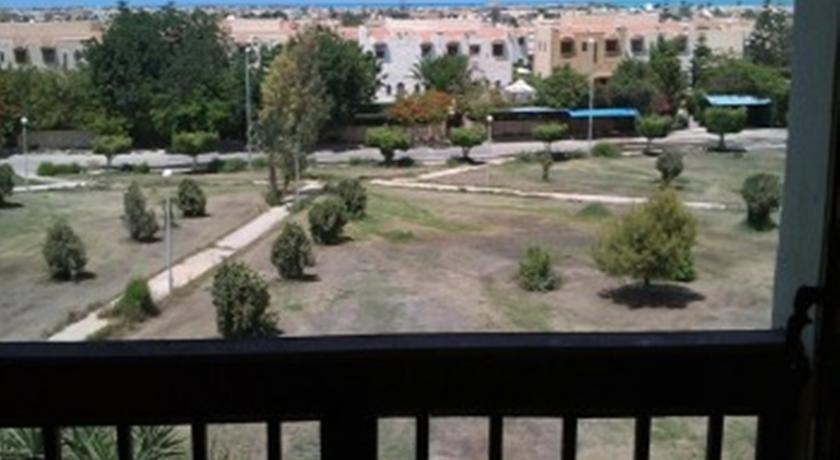 Two Bedroom Apartment at Marina Gate 5 - Unit 562
