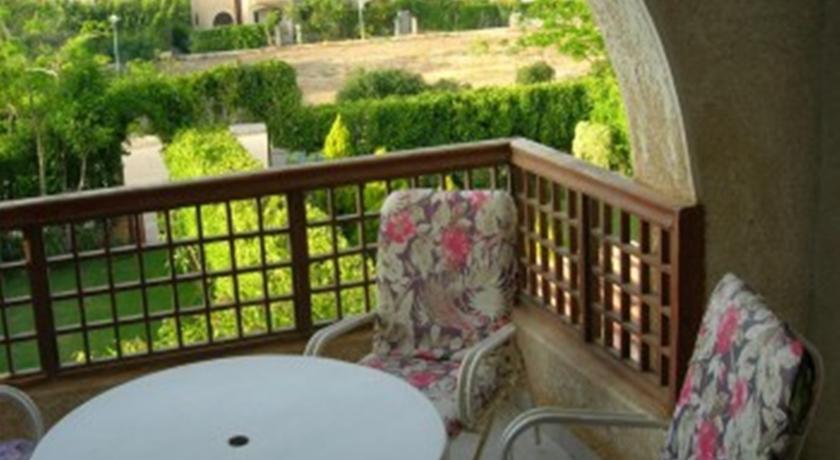 Two Bedroom Apartment in Marina Gate 4 - Unit 328