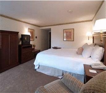 Отель Hampton Inn Bristol