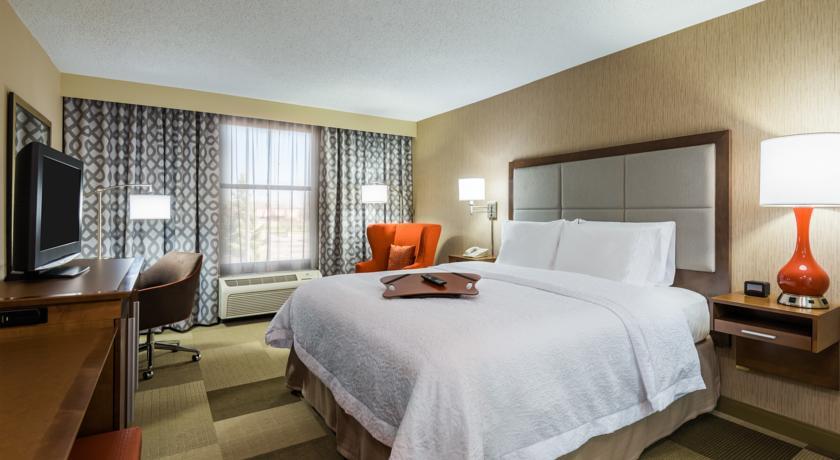 Отель Hampton Inn Buffalo-Airport Galleria