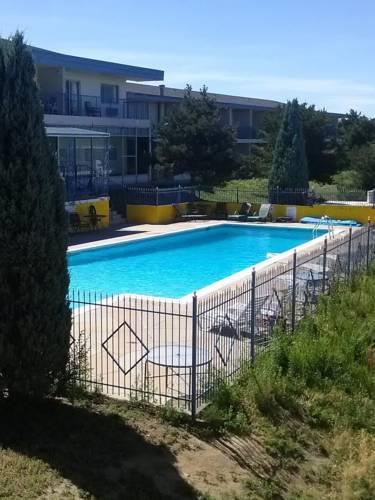 Отель Valustay Inn & Suites Pueblo