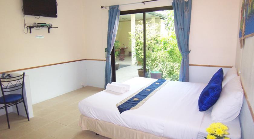 Отель Phuket Airport Overnight Hotel