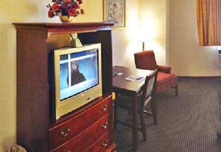 Отель Quality Inn Warsaw