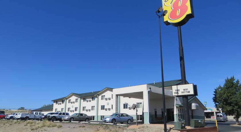 Отель Super 8 Pueblo