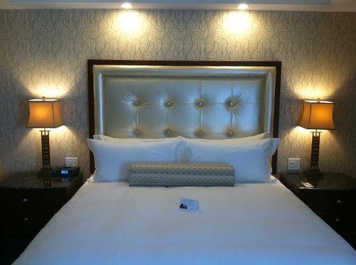 Отель Town and Country Inn & Conference Center