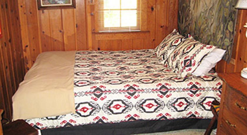 Апартаменты RedAwning Elani Lodge Crowley Lake 03