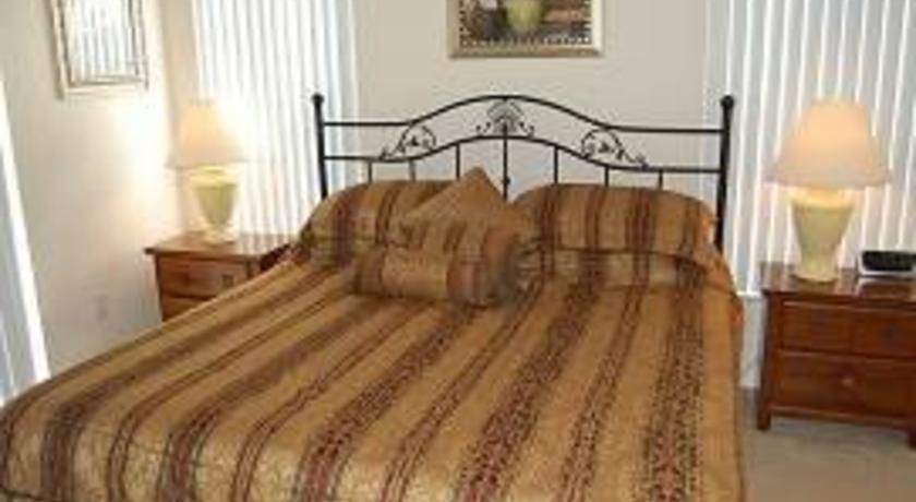 RedAwning 4 Bedrooms and 3 Bathrooms on High Grove Resort