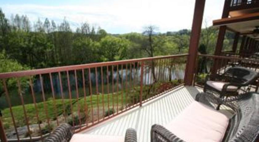 Апартаменты RedAwning River Beauty