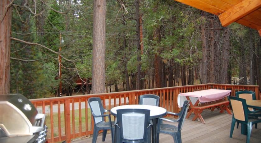 Апартаменты RedAwning Cabin #30A Dunning's Retreat
