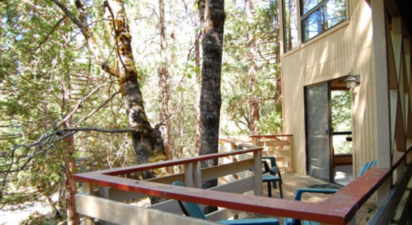 Апартаменты RedAwning Cabin #18A Pohono Pines