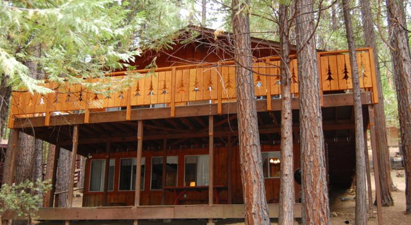 Апартаменты RedAwning Cabin #19B Ackley's Place