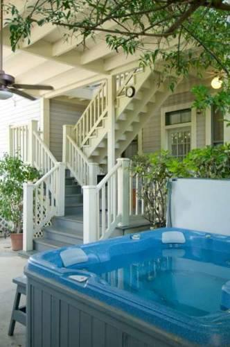 Brackenridge House Bed and Breakfast