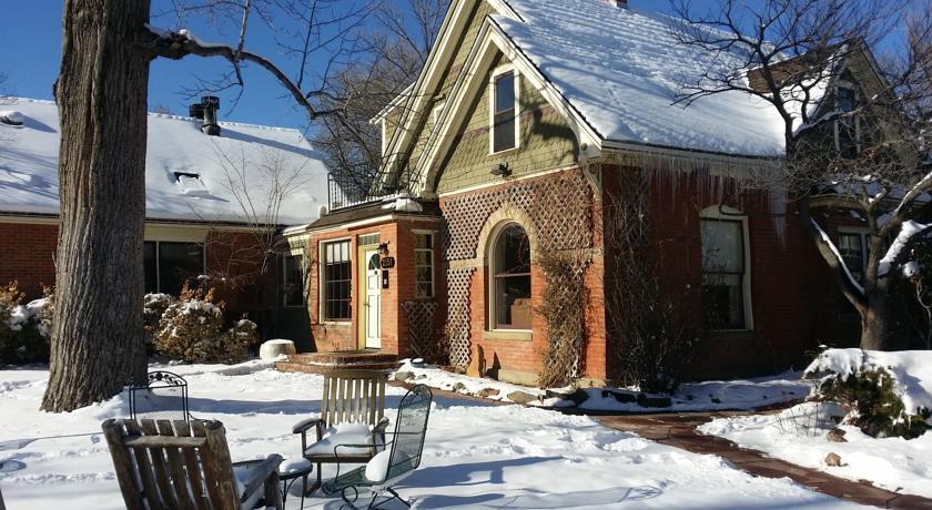Мини-отель Briar Rose Bed & Breakfast