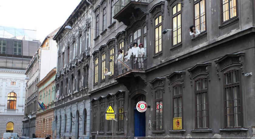 Iskola 2.0 Hostel