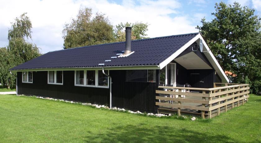 Апартаменты Holiday home Fasanlunden E- 1089