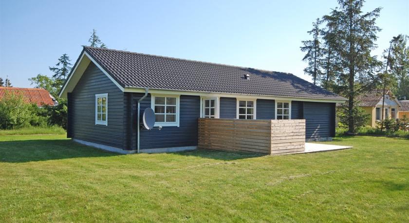 Апартаменты Holiday home Frydenstrand A- 1245