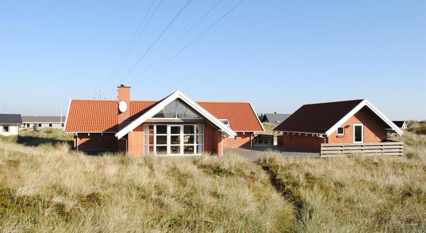 Апартаменты Holiday home Fyrmarken H- 1276