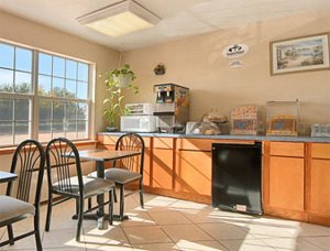 Отель Super 8 Motel