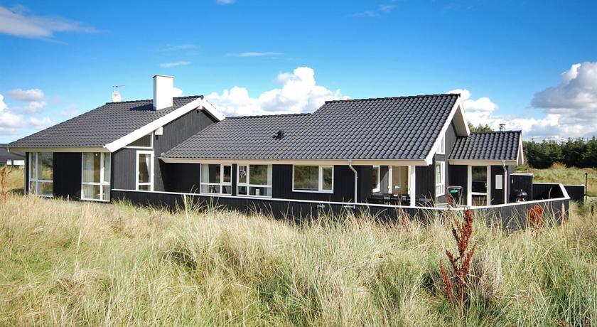 Апартаменты Holiday home Helenevej F- 1722