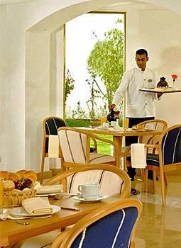 Royal Plaza Hotel