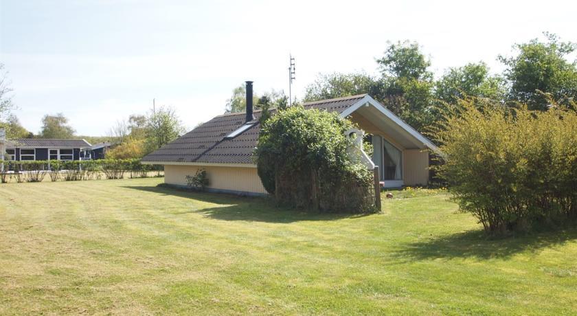 Апартаменты Holiday home Hybenrosevej H- 1932