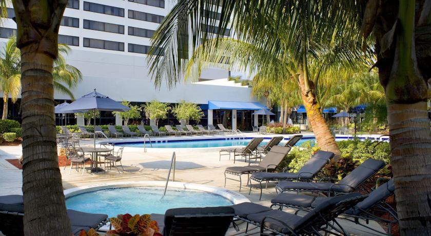 Отель Sheraton Fort Lauderdale Airport & Cruise Port