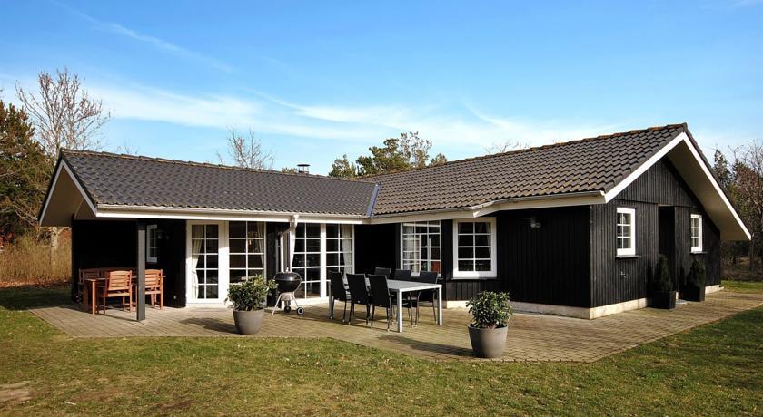 Апартаменты Holiday home Klitrosevej E- 2329