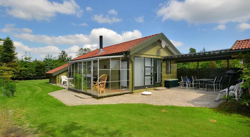 Апартаменты Holiday home Kongelunden F- 2410