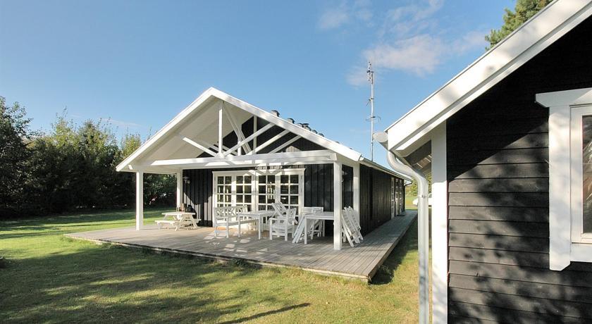 Апартаменты Holiday home Kramnitsevej A- 2469