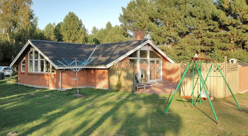 Апартаменты Holiday home Kramnitsevej E- 2473